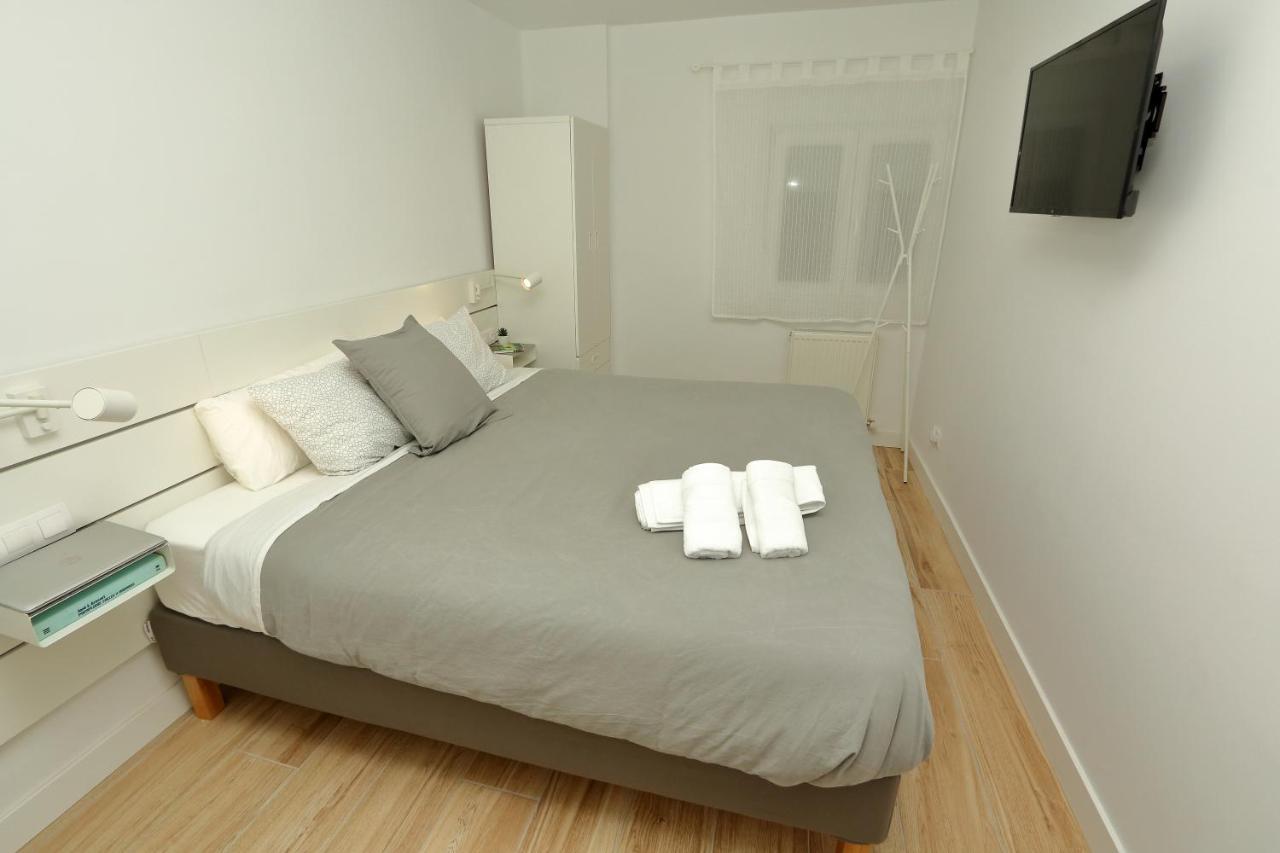 Home Sweet Home Main St ปัมโปลนา ภายนอก รูปภาพ